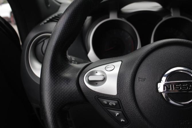 Nissan Juke I с пробегом 2012 года, цена 1 200 000 рублей, 175196 км, внедорожник, Автокод Объявления