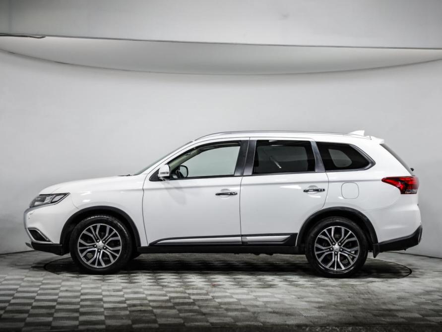 Mitsubishi Outlander III Рестайлинг 2 Санкт-Петербург  - изображение 9
