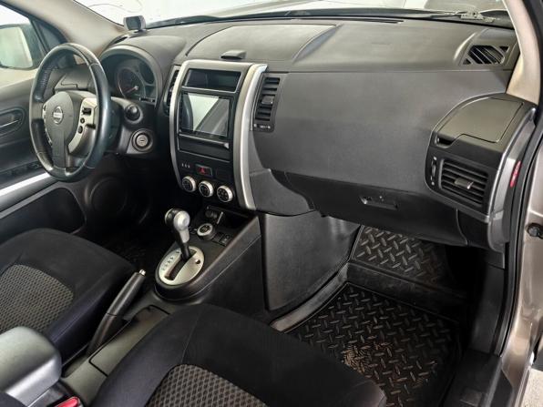 Nissan X-Trail II с пробегом 2010 года, цена 1 030 000 рублей, 243715 км, внедорожник, Автокод Объявления