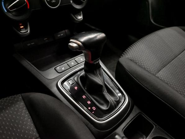 Kia Rio IV Рестайлинг с пробегом 2021 года, цена 1 300 000 рублей, 171438 км, седан, Автокод Объявления