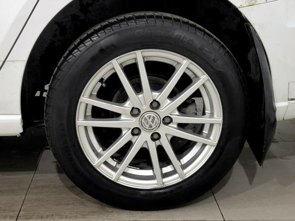 Volkswagen Polo V Рестайлинг с пробегом 2017 года, цена 1 080 000 рублей, 88652 км, седан, Автокод Объявления