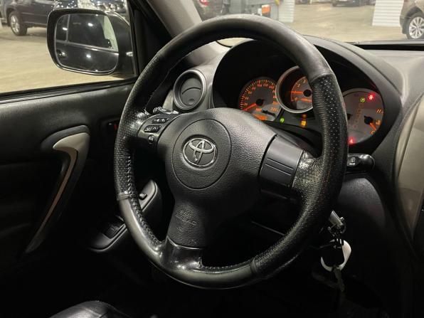 Toyota RAV4 II (XA20) Рестайлинг с пробегом 2003 года, цена 930 000 рублей, 112470 км, внедорожник, Автокод Объявления