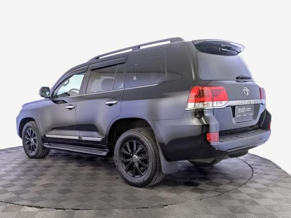 Toyota Land Cruiser 200 Series Рестайлинг 2 с пробегом 2019 года, цена 7 500 000 рублей, 121728 км, внедорожник, Автокод Объявления