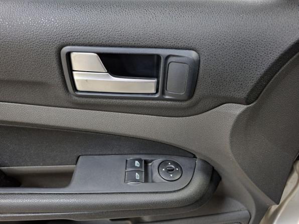 Ford Focus II с пробегом 2006 года, цена 329 000 рублей, 291970 км, седан, Автокод Объявления