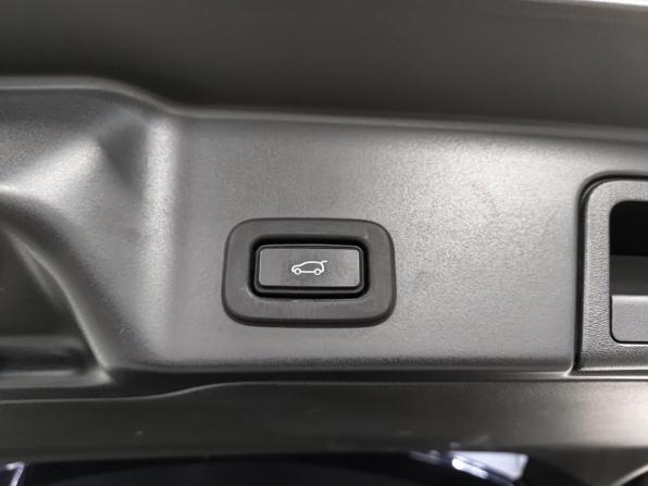 Land Rover Range Rover Evoque II с пробегом 2019 года, цена 4 029 000 рублей, 64669 км, внедорожник, Автокод Объявления