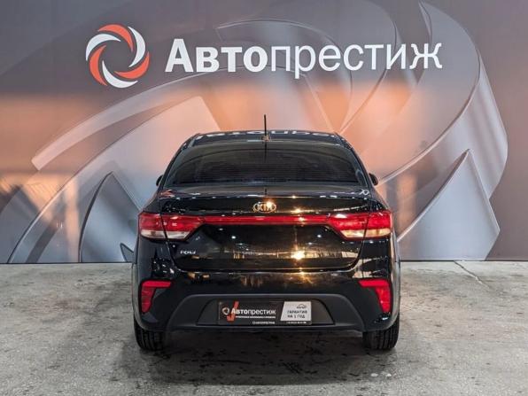 Kia Rio IV с пробегом 2017 года, цена 925 000 рублей, 171950 км, седан, Автокод Объявления
