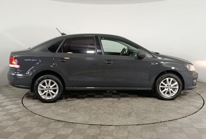 Volkswagen Polo V Рестайлинг с пробегом 2018 года, цена 960 000 рублей, 198897 км, седан, Автокод Объявления