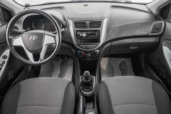 Hyundai Solaris I с пробегом 2012 года, цена 699 000 рублей, 151000 км, седан, Автокод Объявления