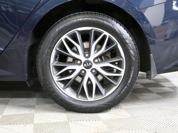 Kia K5 III с пробегом 2021 года, цена 2 125 000 рублей, 137645 км, седан, Автокод Объявления