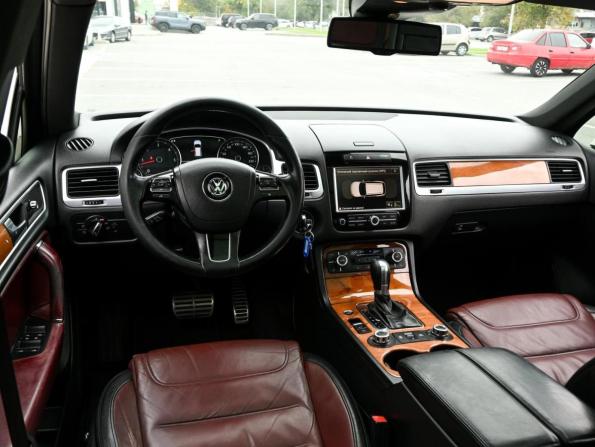 Volkswagen Touareg II с пробегом 2011 года, цена 2 199 000 рублей, 395052 км, внедорожник, Автокод Объявления