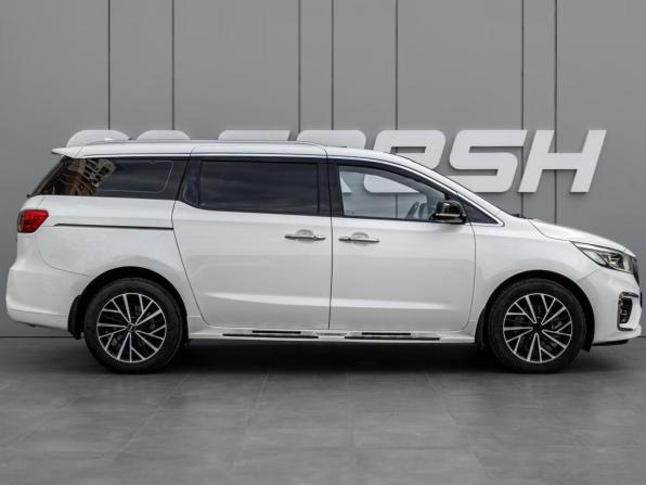 Kia Carnival III с пробегом 2018 года, цена 2 500 000 рублей, 138625 км, минивэн, Автокод Объявления