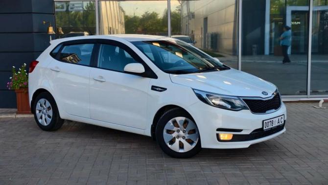 Kia Rio III Рестайлинг с пробегом 2016 года, цена 1 129 900 рублей, 102653 км, хэтчбек, Автокод Объявления