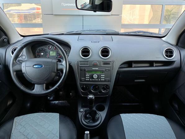 Ford Fusion I Рестайлинг с пробегом 2008 года, цена 399 000 рублей, 205020 км, хэтчбек, Автокод Объявления