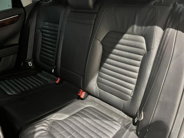 Volkswagen Passat B7 с пробегом 2011 года, цена 1 095 000 рублей, 123071 км, универсал, Автокод Объявления