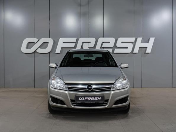 Opel Astra H Рестайлинг с пробегом 2008 года, цена 699 000 рублей, 252920 км, седан, Автокод Объявления