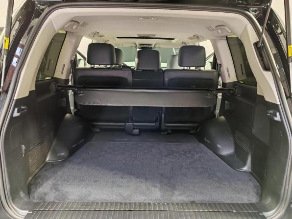 Toyota Land Cruiser 200 Series Рестайлинг 2 с пробегом 2016 года, цена 5 449 000 рублей, 203251 км, внедорожник, Автокод Объявления