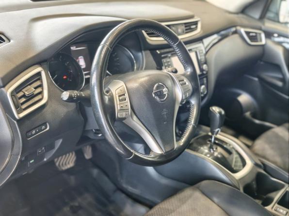 Nissan Qashqai II с пробегом 2016 года, цена 1 649 000 рублей, 113850 км, внедорожник, Автокод Объявления