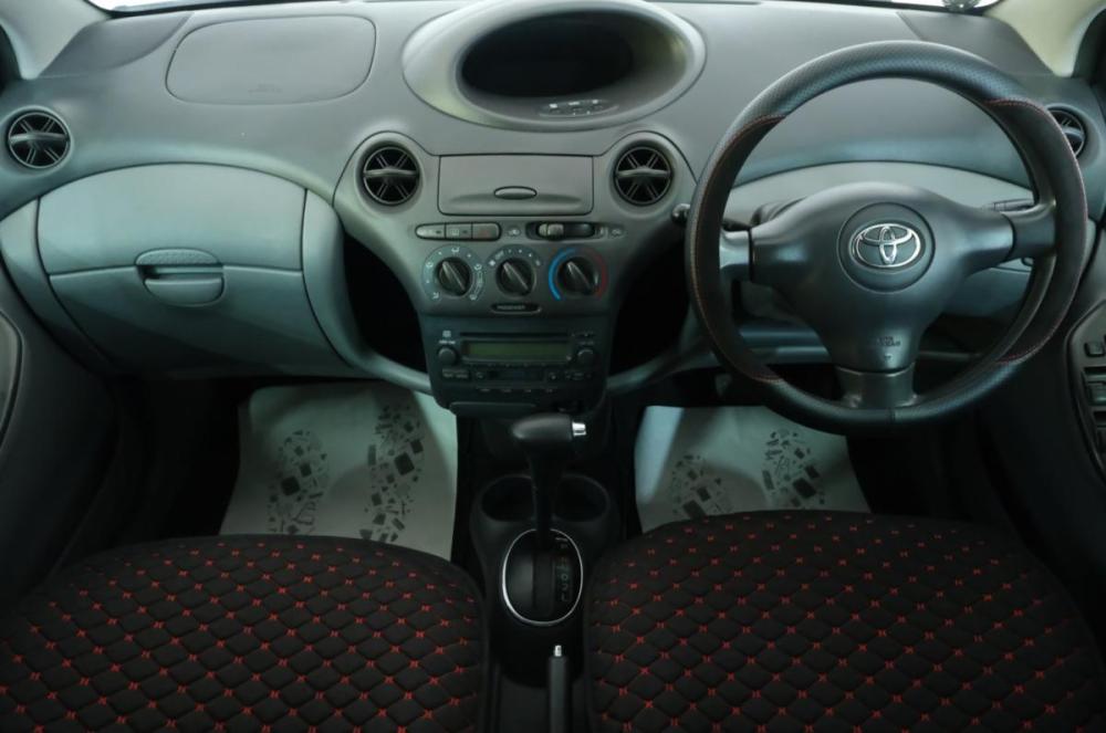 Toyota Vitz I (P10) Омск  - изображение 13