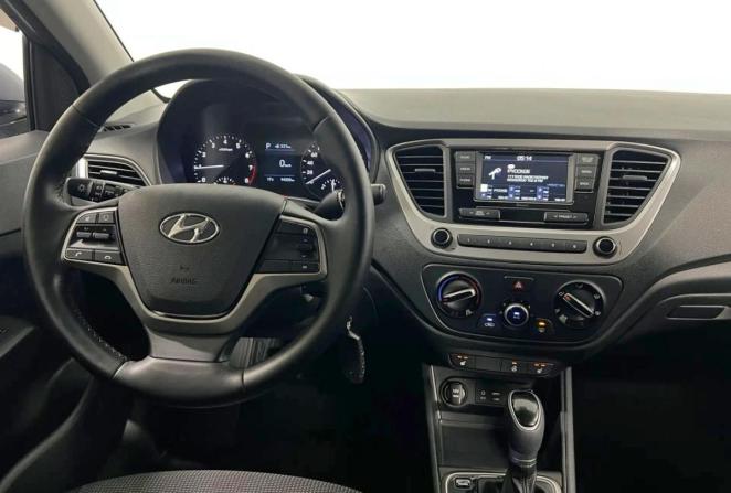 Hyundai Solaris II с пробегом 2018 года, цена 1 470 000 рублей, 94320 км, седан, Автокод Объявления
