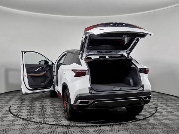 Omoda C5 I с пробегом 2023 года, цена 2 013 000 рублей, 37382 км, внедорожник, Автокод Объявления