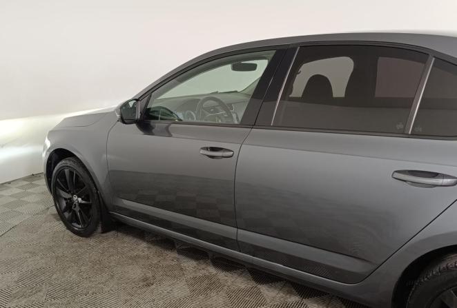 Skoda Octavia III (A7) Рестайлинг с пробегом 2018 года, цена 1 890 000 рублей, 147323 км, лифтбек, Автокод Объявления