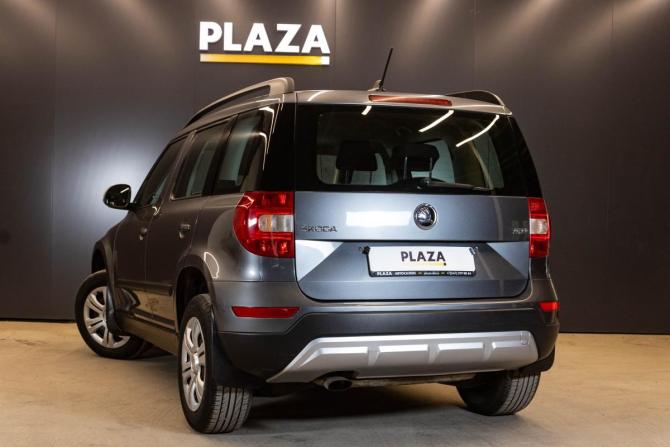 Skoda Yeti I Рестайлинг с пробегом 2017 года, цена 1 399 000 рублей, 219154 км, внедорожник, Автокод Объявления