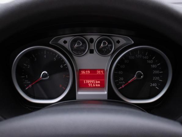Ford Focus II Рестайлинг с пробегом 2010 года, цена 595 000 рублей, 178993 км, хэтчбек, Автокод Объявления