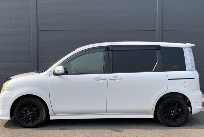 Toyota Sienta I Рестайлинг 2 с пробегом 2013 года, цена 1 045 000 рублей, 103411 км, компактвэн, Автокод Объявления