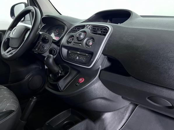 Renault Kangoo II Рестайлинг с пробегом 2017 года, цена 1 064 000 рублей, 176378 км, минивэн, Автокод Объявления