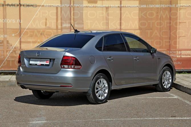 Volkswagen Polo V Рестайлинг с пробегом 2018 года, цена 1 311 600 рублей, 151289 км, седан, Автокод Объявления