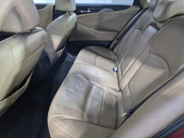 Hyundai Sonata VI (YF) с пробегом 2010 года, цена 1 355 000 рублей, 179000 км, седан, Автокод Объявления
