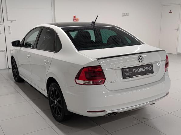 Volkswagen Polo V Рестайлинг с пробегом 2018 года, цена 1 384 000 рублей, 138038 км, седан, Автокод Объявления
