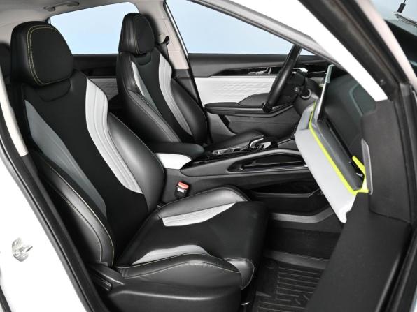 Geely Coolray I Рестайлинг с пробегом 2023 года, цена 1 999 000 рублей, 49305 км, внедорожник, Автокод Объявления