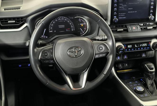 Toyota RAV4 V (XA50) с пробегом 2021 года, цена 3 700 000 рублей, 109145 км, внедорожник, Автокод Объявления
