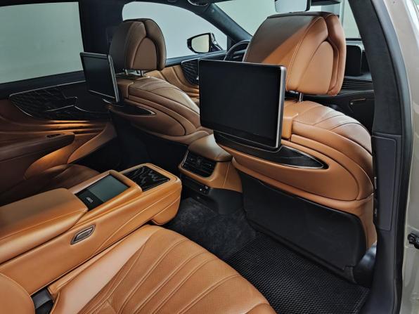 Lexus LS V Рестайлинг с пробегом 2021 года, цена 7 000 000 рублей, 240000 км, седан, Автокод Объявления