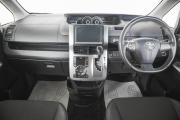 Toyota Voxy II (R70) Рестайлинг Кемерово  - изображение 35