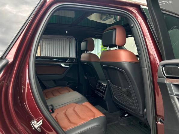 Volkswagen Touareg III с пробегом 2021 года, цена 6 958 600 рублей, 58281 км, внедорожник, Автокод Объявления