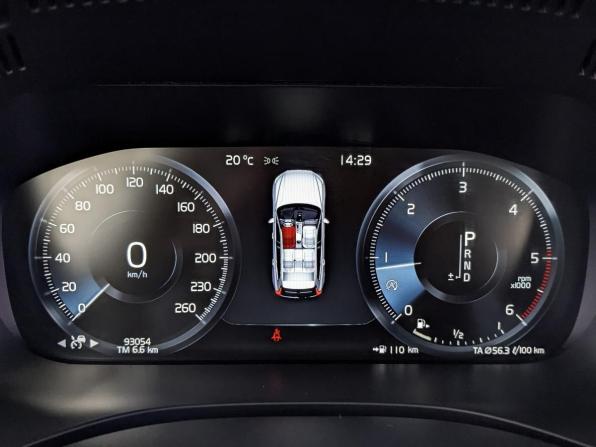 Volvo XC60 II с пробегом 2018 года, цена 3 550 000 рублей, 93039 км, внедорожник, Автокод Объявления