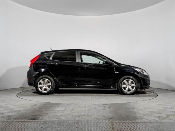 Hyundai Solaris I с пробегом 2012 года, цена 645 000 рублей, 170000 км, хэтчбек, Автокод Объявления