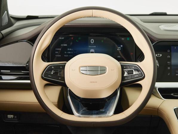 Geely Monjaro I Рестайлинг с пробегом 2024 года, цена 4 200 000 рублей, 63 км, внедорожник, Автокод Объявления