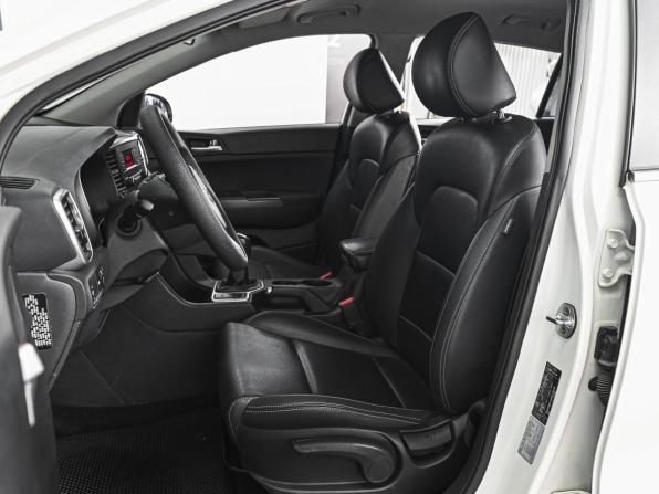 Kia Sportage IV Рестайлинг с пробегом 2018 года, цена 2 340 000 рублей, 102045 км, внедорожник, Автокод Объявления