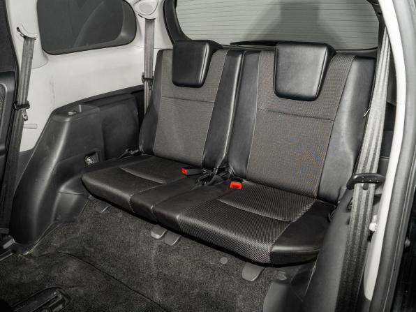 Toyota Wish II с пробегом 2011 года, цена 1 200 000 рублей, 209359 км, минивэн, Автокод Объявления