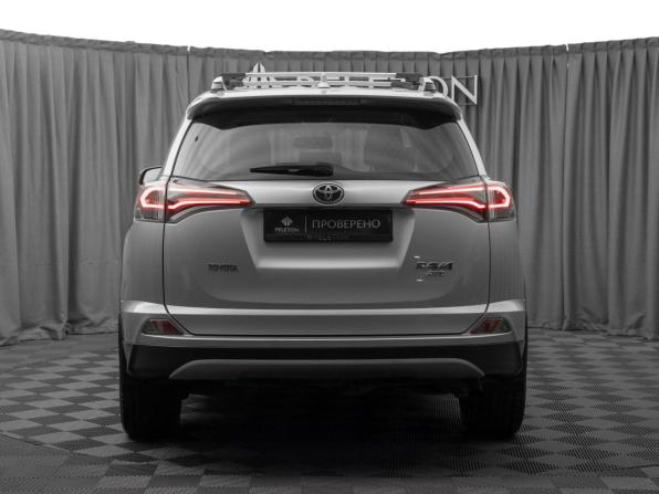 Toyota RAV4 IV (XA40) Рестайлинг с пробегом 2017 года, цена 1 990 000 рублей, 198132 км, внедорожник, Автокод Объявления