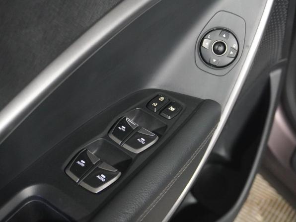 Hyundai Santa Fe III с пробегом 2014 года, цена 1 359 000 рублей, 305155 км, внедорожник, Автокод Объявления