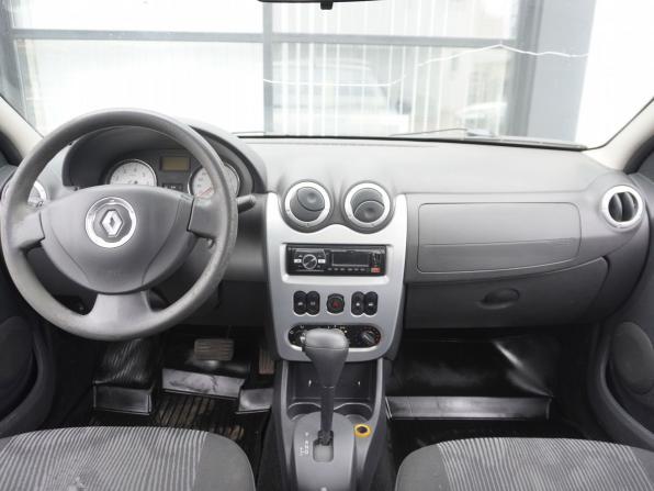 Renault Logan I Рестайлинг с пробегом 2010 года, цена 500 000 рублей, 213725 км, седан, Автокод Объявления