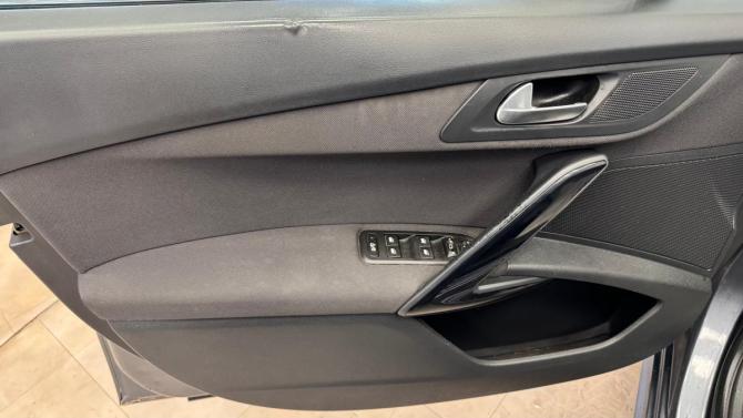 Peugeot 508 I с пробегом 2012 года, цена 495 000 рублей, 242824 км, седан, Автокод Объявления
