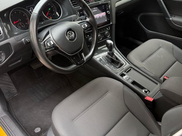 Volkswagen Golf VII Рестайлинг с пробегом 2018 года, цена 2 049 000 рублей, 109380 км, хэтчбек, Автокод Объявления