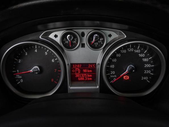 Ford Focus II Рестайлинг с пробегом 2008 года, цена 445 000 рублей, 301325 км, хэтчбек, Автокод Объявления