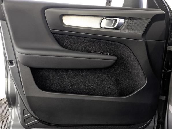 Volvo XC40 I с пробегом 2018 года, цена 2 190 000 рублей, 176314 км, внедорожник, Автокод Объявления