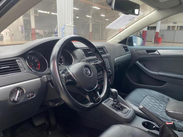 Volkswagen Jetta VI Рестайлинг с пробегом 2015 года, цена 1 150 000 рублей, 199677 км, седан, Автокод Объявления